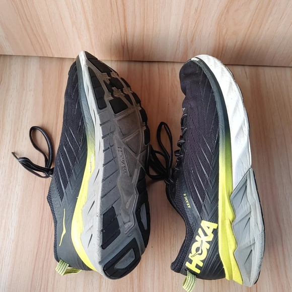 Hoka One One Arahi 4 Running Shoes Mens Size 10 Black and florescent Athletic - Picture 4 of 8